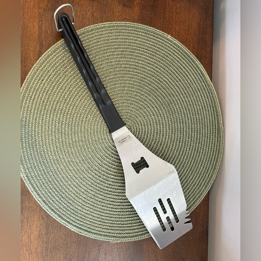 The Pampered Chef Bar-B-Boss Grilling Spatula Multi Tool No Cover. In VGUC. - Picture 2 of 9
